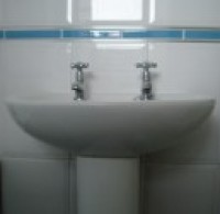 websites for bathroom fitters and plumbers